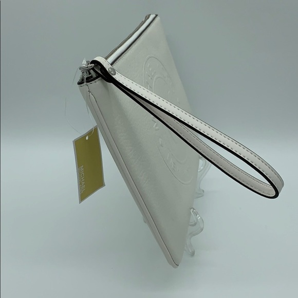 MICHAEL KORS FULTON SPORT XL ZIP CLUTCH WRISTLET - Picture 4 of 16